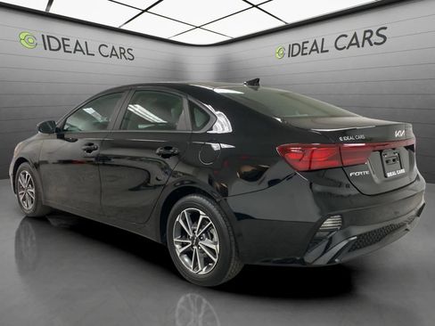 Used 2023 Kia Forte LXS FWD image 7