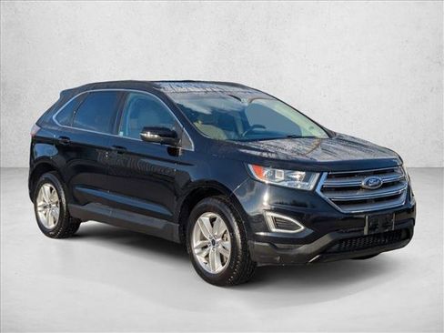 Used 2017 Ford Edge SEL w/ Equipment Group 201A AWD/4WD image 3