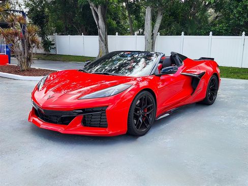 Used 2025 Chevrolet Corvette Z06 w/ Stealth Interior Trim Package image 4