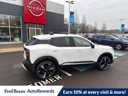 New 2026 Nissan Kicks SR w/ Cold Weather Package AWD/4WD image 10