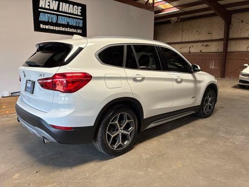 Used 2017 BMW X1 xDrive28i AWD/4WD image 4