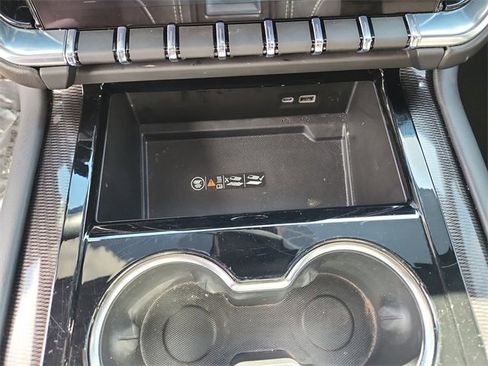 Certified 2025 GMC Yukon Elevation image 32