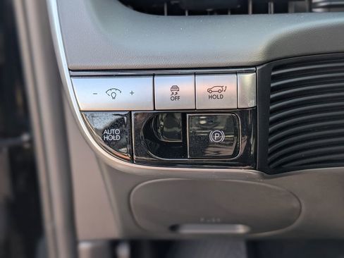 Certified 2024 Hyundai Ioniq 5 SEL RWD image 36