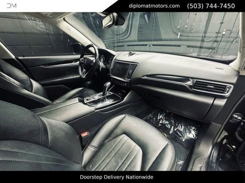 Used 2022 Maserati Levante GT AWD/4WD image 19