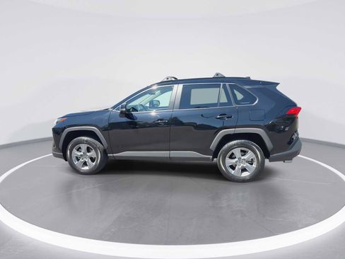 Used 2025 Toyota RAV4 XLE AWD/4WD image 5