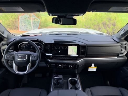 New 2026 GMC Sierra 1500 SLT w/ SLT Premium Package image 18