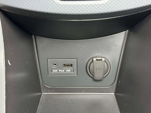 Used 2013 Hyundai Accent GLS image 8