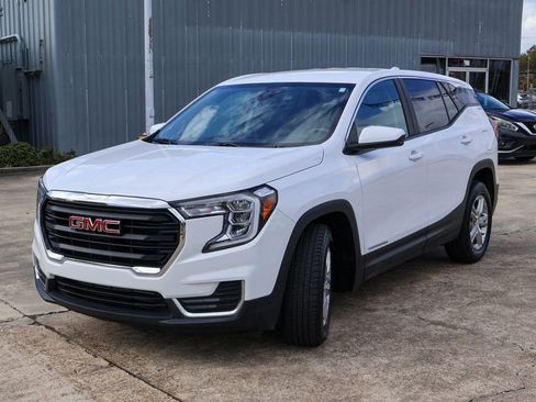 Used 2023 GMC Terrain SLE image 22