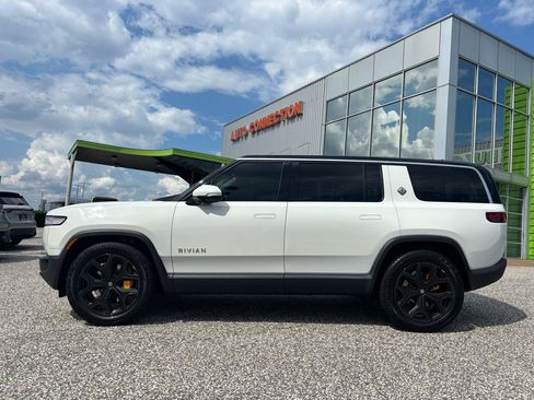 Used 2024 Rivian R1S Adventure AWD/4WD image 2