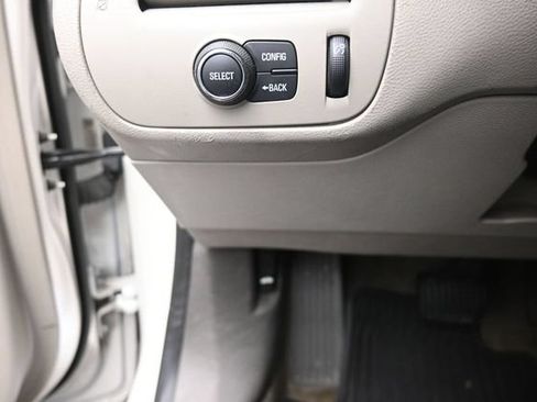 Used 2014 Chevrolet Volt Premium w/ Premium Trim Package FWD image 16