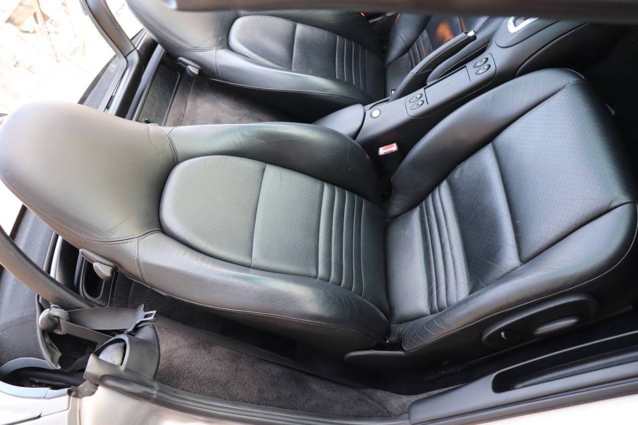 Used 2002 Porsche Boxster RWD image 36