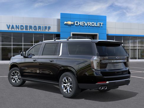 New 2026 Chevrolet Suburban Premier RWD image 34
