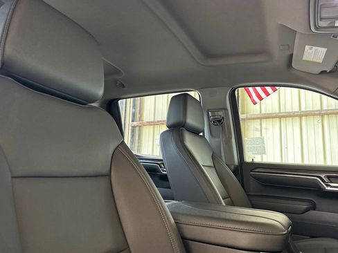 Used 2023 Chevrolet Silverado 1500 LTZ AWD/4WD image 16