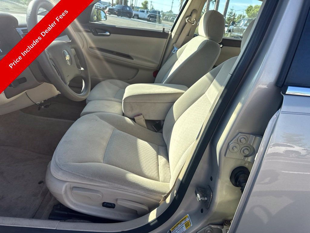 Used 2008 Chevrolet Impala LT FWD image 11
