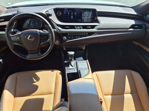 Used 2021 Lexus ES 250 w/ Premium Package AWD/4WD image 18