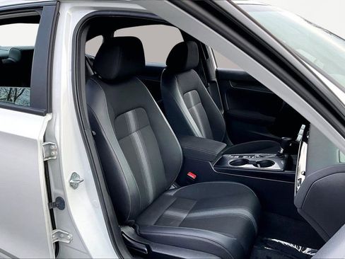 Certified 2023 Honda Civic Sport image 18