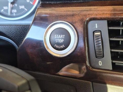 Used 2011 BMW 328i Coupe image 64