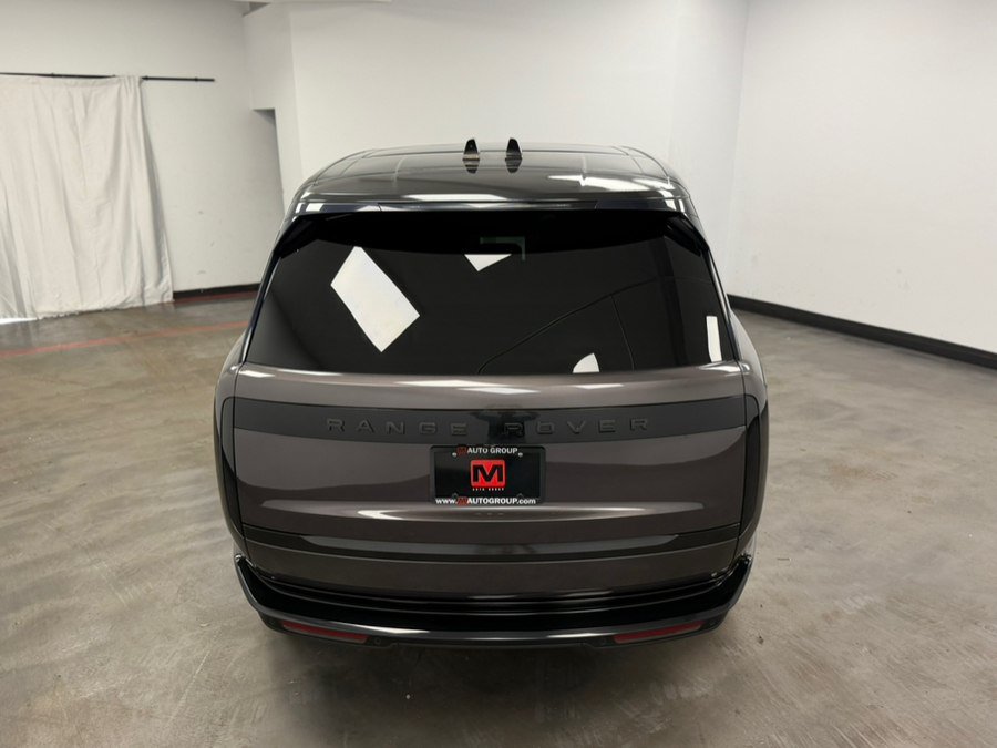 Used 2023 Land Rover Range Rover SE AWD/4WD image 9