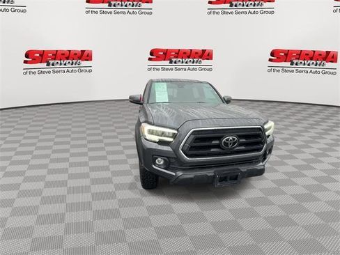 Certified 2023 Toyota Tacoma TRD Off-Road image 4