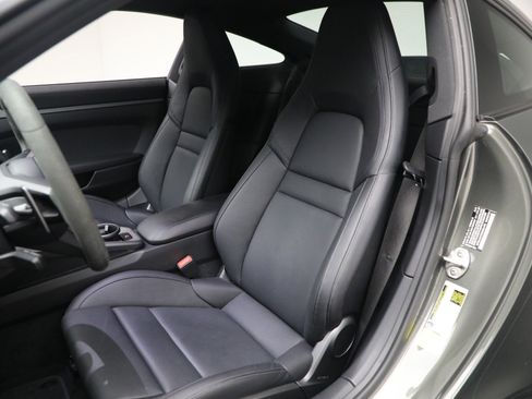 Used 2022 Porsche 911 Carrera image 15