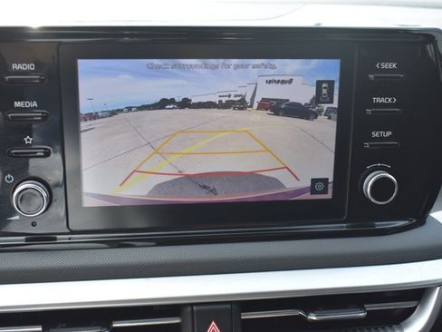 Used 2022 Kia K5 LXS FWD image 23
