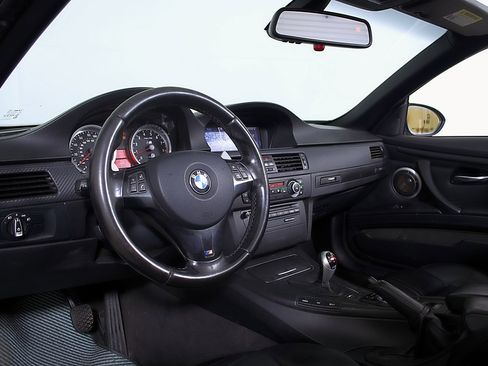 Used 2010 BMW M3 Convertible RWD image 14
