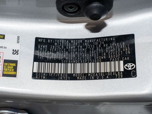 Used 2025 Toyota Corolla LE FWD image 36