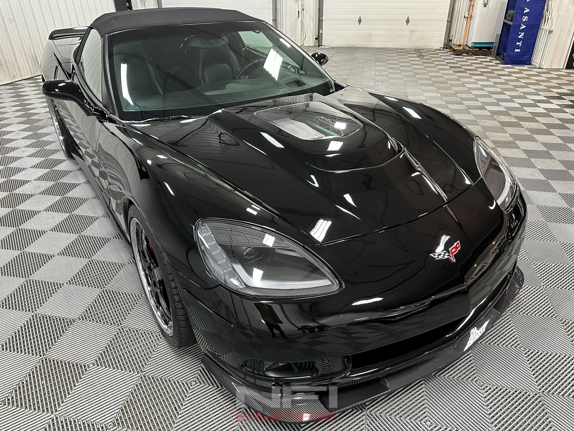 Used 2006 Chevrolet Corvette Coupe w/ Preferred Equipment Group RWD image 10