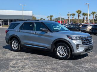 Used 2025 Ford Explorer Active video 2