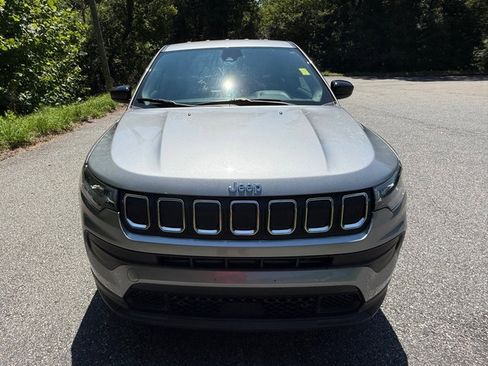 Used 2022 Jeep Compass Sport AWD/4WD image 3
