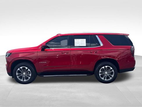 Used 2025 Chevrolet Tahoe LT AWD/4WD image 2