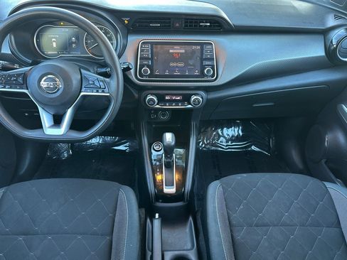 Used 2020 Nissan Kicks SV image 14