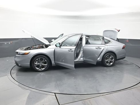 Used 2023 Honda Accord EX-L image 46