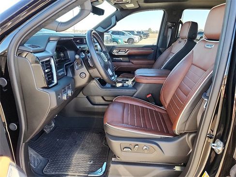 Used 2025 GMC Sierra 1500 Denali Ultimate image 11