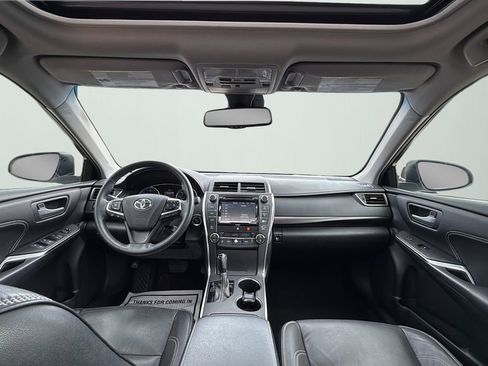 Used 2017 Toyota Camry XSE image 13