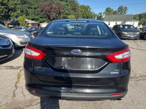 Used 2014 Ford Fusion SE w/ Equipment Group 202A FWD image 6