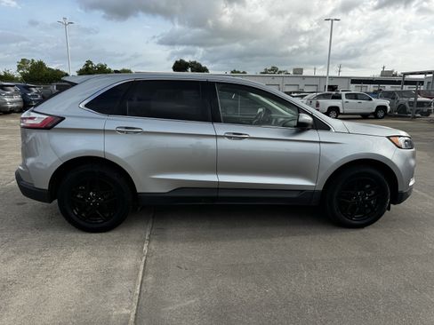 Used 2024 Ford Edge SEL AWD/4WD image 7