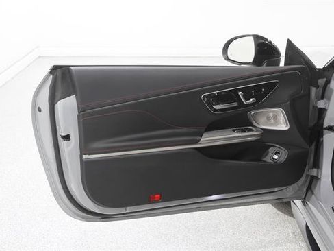 Used 2024 Mercedes-Benz CLE 53 AMG 4MATIC image 4