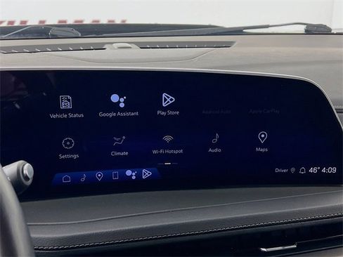 Used 2024 Cadillac XT4 Premium Luxury image 17