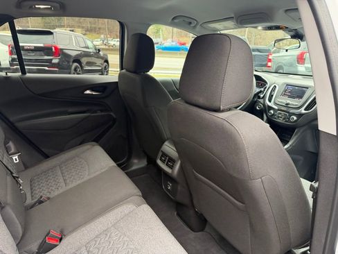Used 2023 Chevrolet Equinox LT AWD/4WD image 35