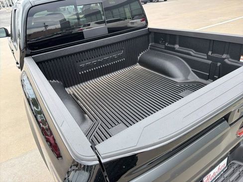New 2026 Nissan Frontier PRO-4X w/ Tow Package AWD/4WD image 7
