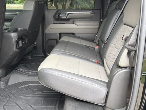 Used 2026 Chevrolet Silverado 2500 ZR2 AWD/4WD image 21