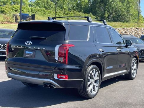 Used 2021 Hyundai Palisade Limited FWD image 3