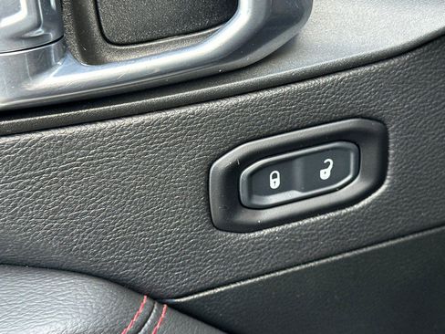 Certified 2021 Jeep Gladiator Rubicon image 11