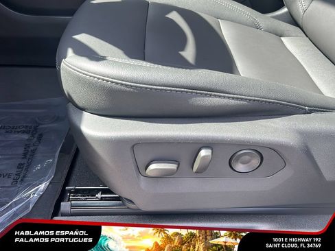 New 2026 Chevrolet Suburban Z71 w/ Z71 Off-Road Package AWD/4WD image 13