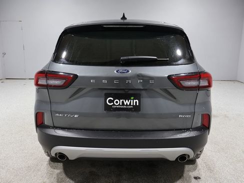Used 2025 Ford Escape Active image 3