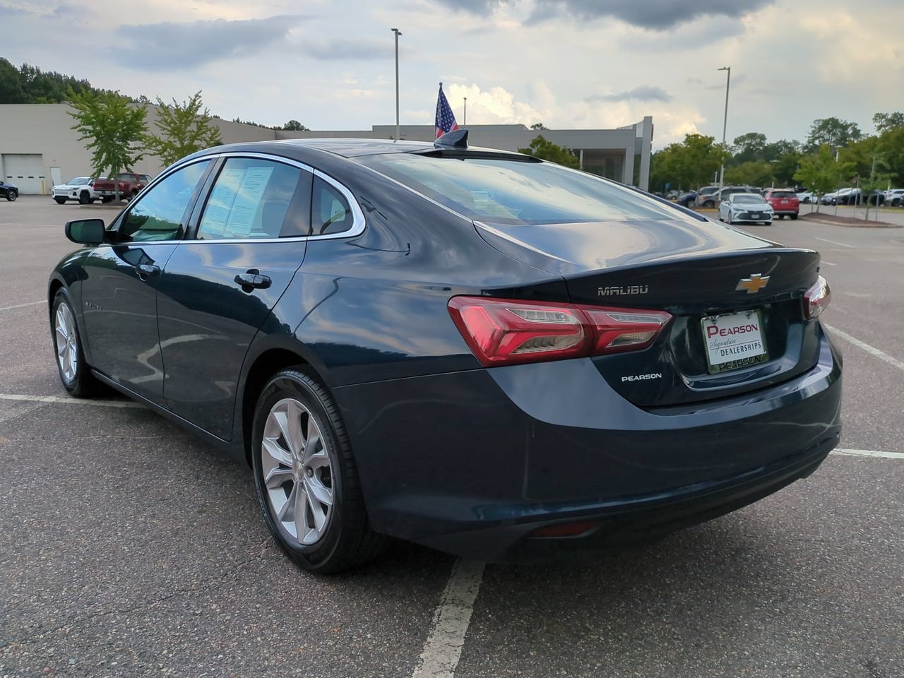 Used 2019 Chevrolet Malibu LT w/ Driver Confidence Package II FWD image 6