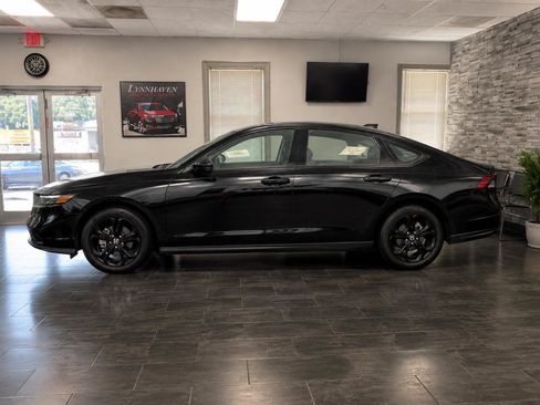 Used 2025 Honda Accord SE image 7