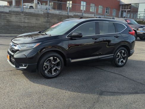 Used 2017 Honda CR-V Touring image 3