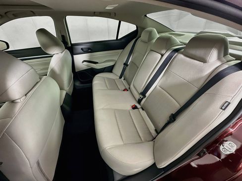 Used 2023 Nissan Altima 2.5 SV w/ SV Premium Package FWD image 28